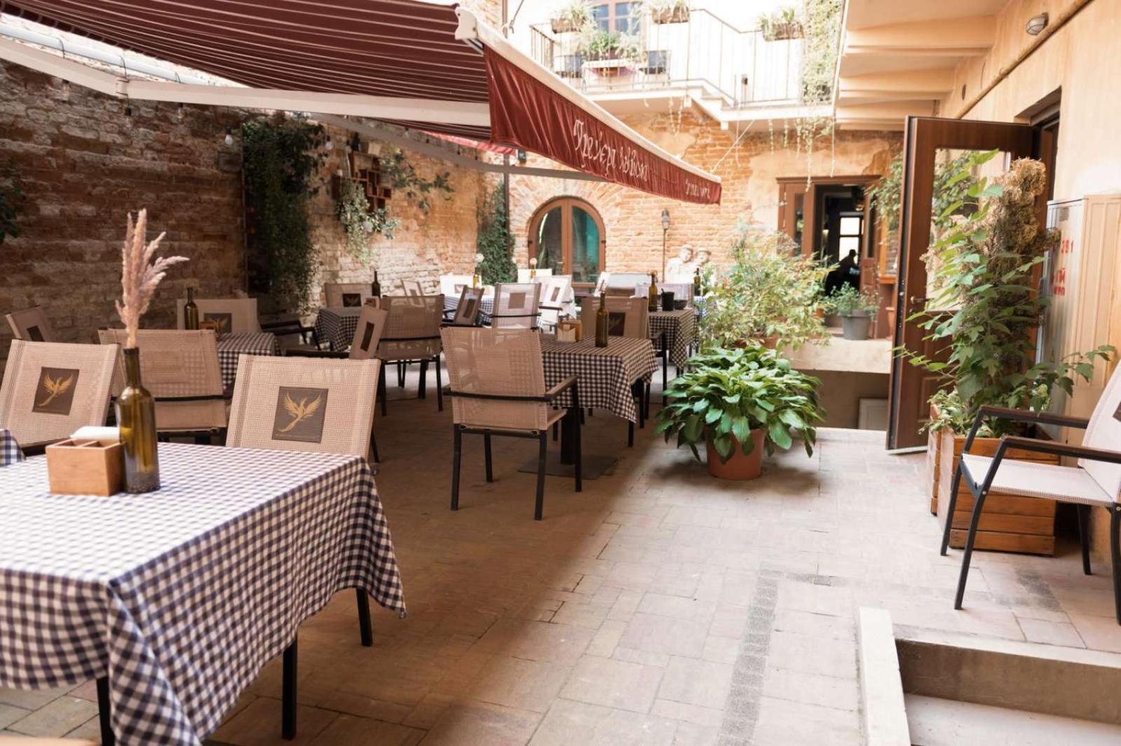 Apart Yaroslava Osmomysla 9 Square - City Center Lviv Luaran gambar