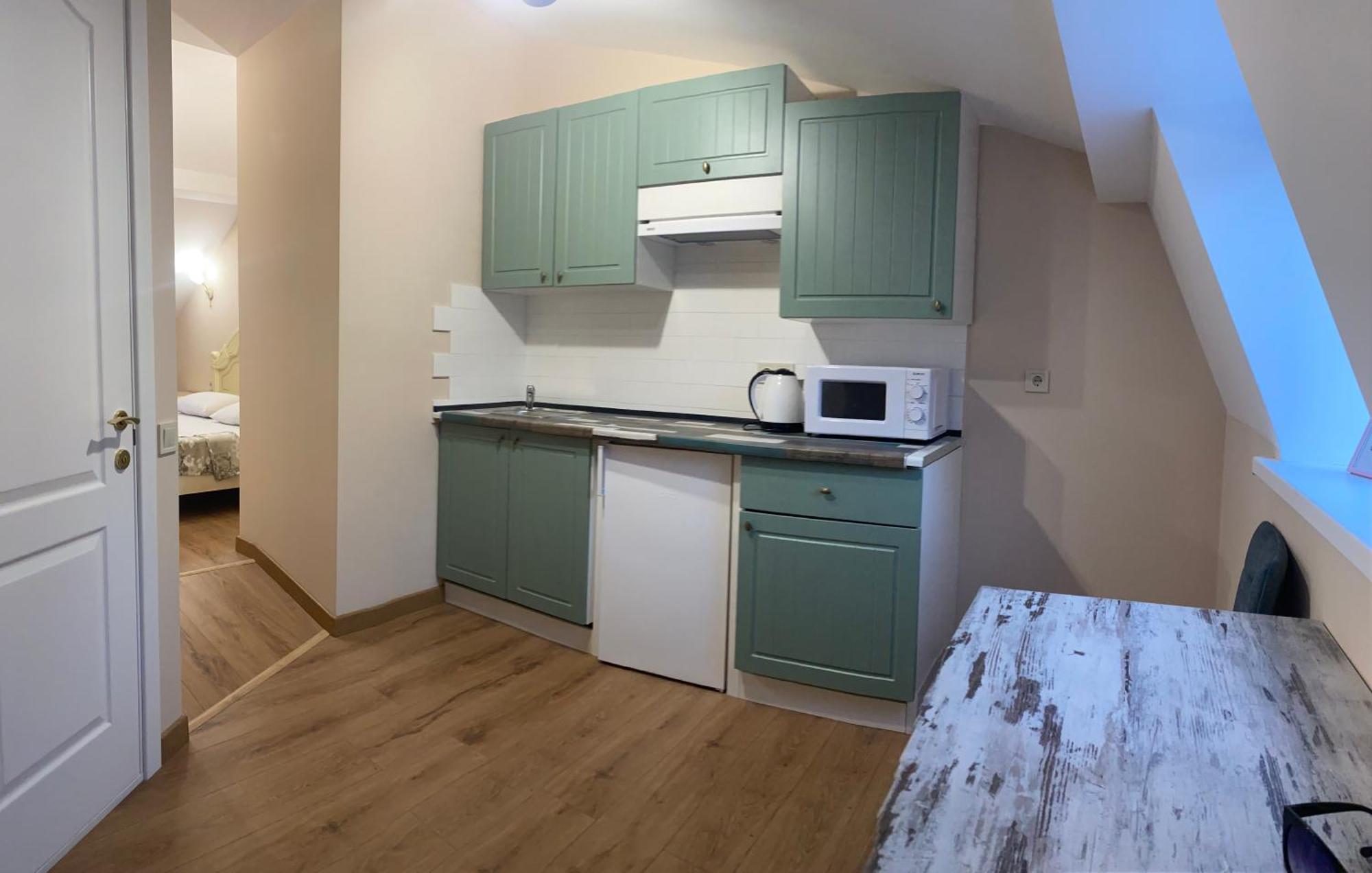 Apart Yaroslava Osmomysla 9 Square - City Center Lviv Luaran gambar