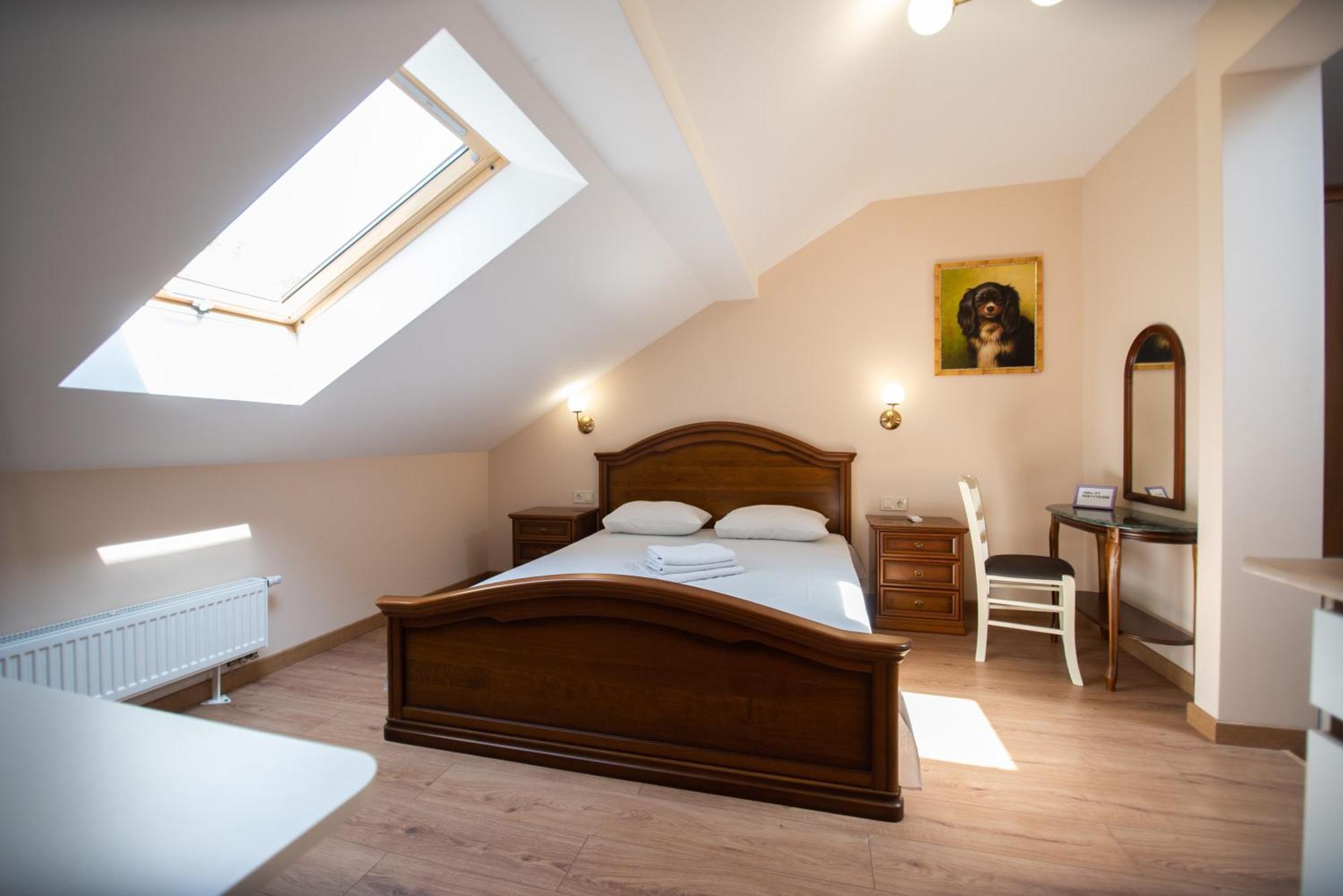 Apart Yaroslava Osmomysla 9 Square - City Center Lviv Bilik gambar