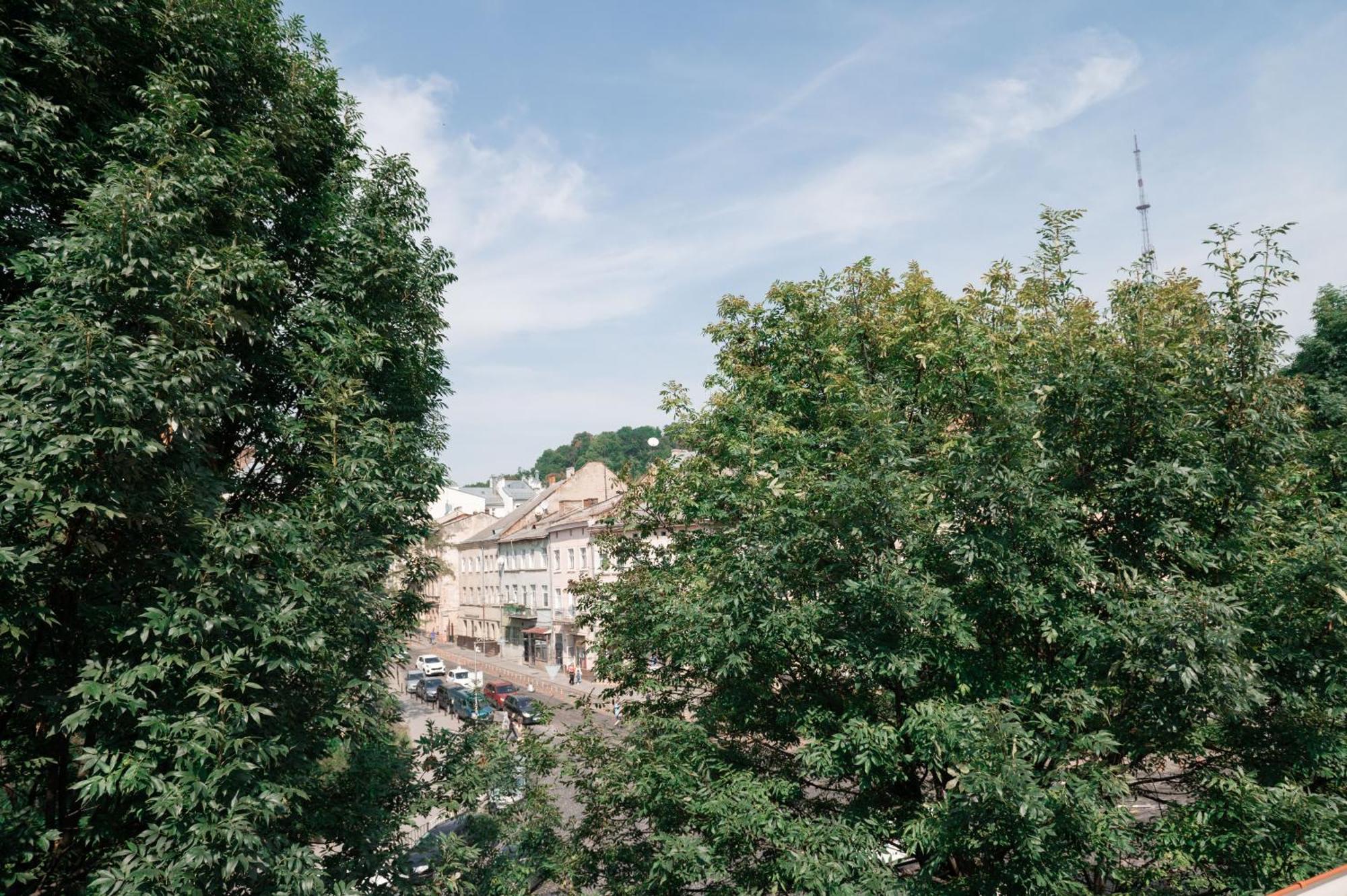 Apart Yaroslava Osmomysla 9 Square - City Center Lviv Bilik gambar